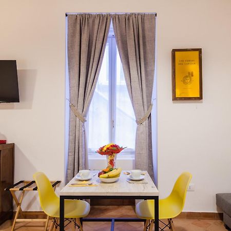Palazzo Marigliano - Serviced Apartments Neapol Pokój zdjęcie