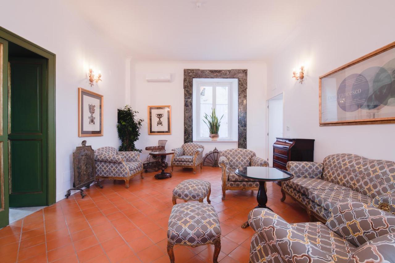 Palazzo Marigliano - Serviced Apartments Neapol Zewnętrze zdjęcie